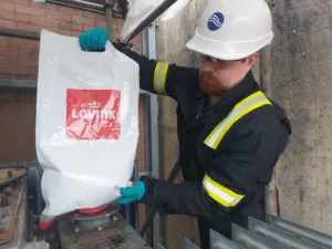 LoviSil siliconen vervangen bitumen in eindsluitingkast